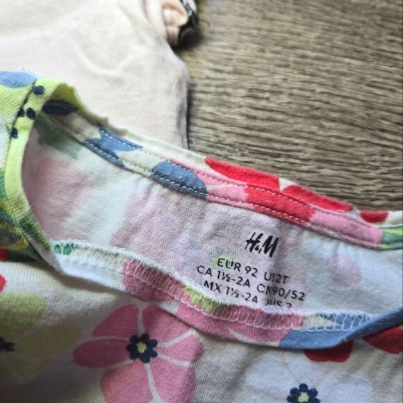 H&M tshirt bundle 18-24 m - Picture 2 of 6